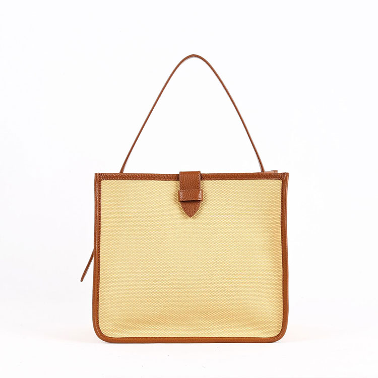 Canvas Flat Figura Square Bottom Tote Bag